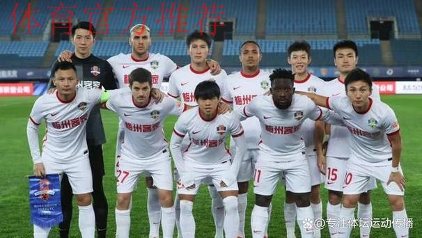 足协杯“全民足球”战况激烈 甘肃“黑马”一战成名